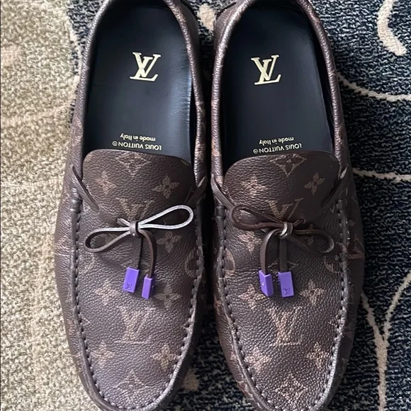 Louis Vuitton | Shoes | Lv Mens Shoes Size 8 2 | Poshmark display picture 3